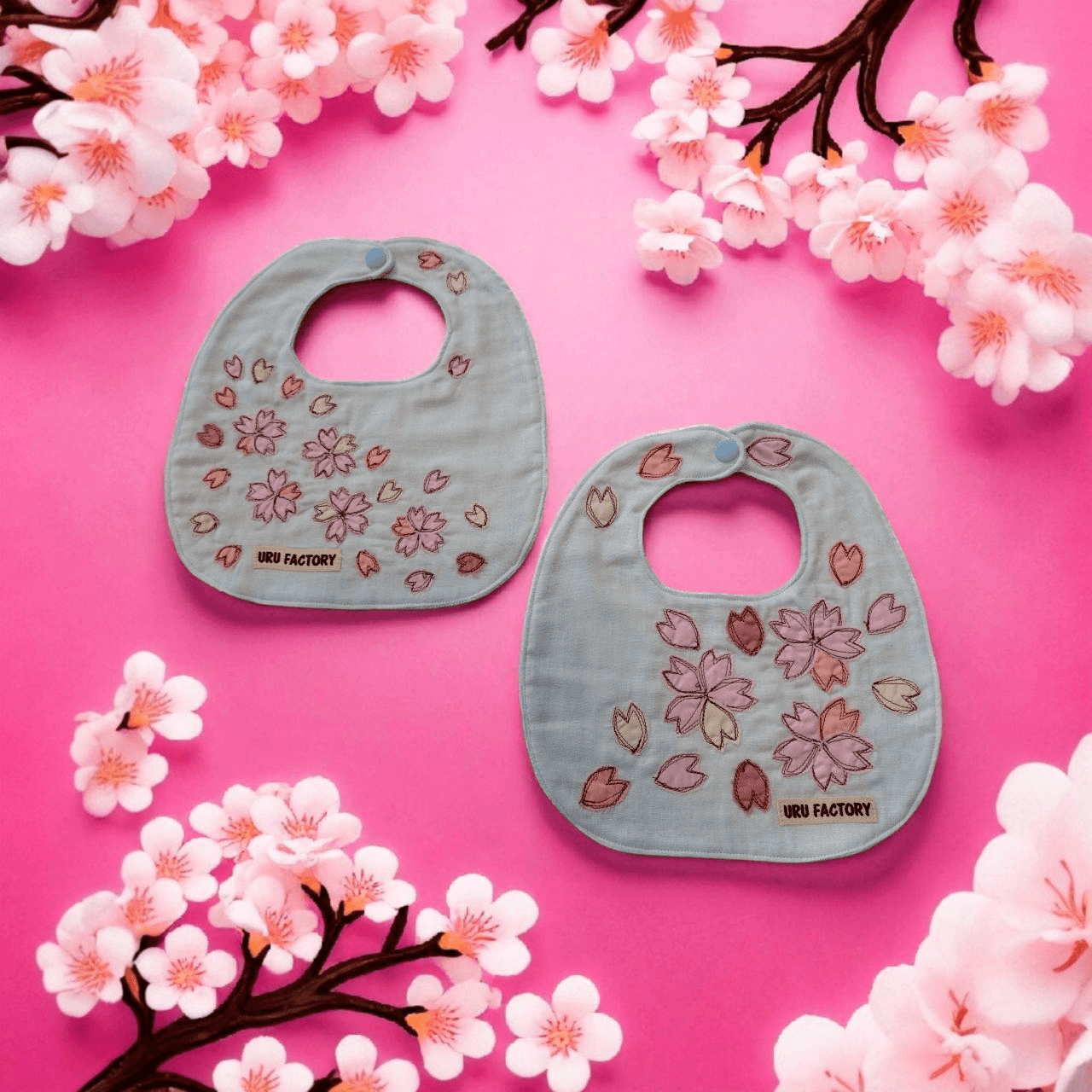 桜-SAKURA-のアップリケベビースタイ2枚セット｜9色から選べる｜ガーゼ×パイル｜ベビーギフトにおすすめ